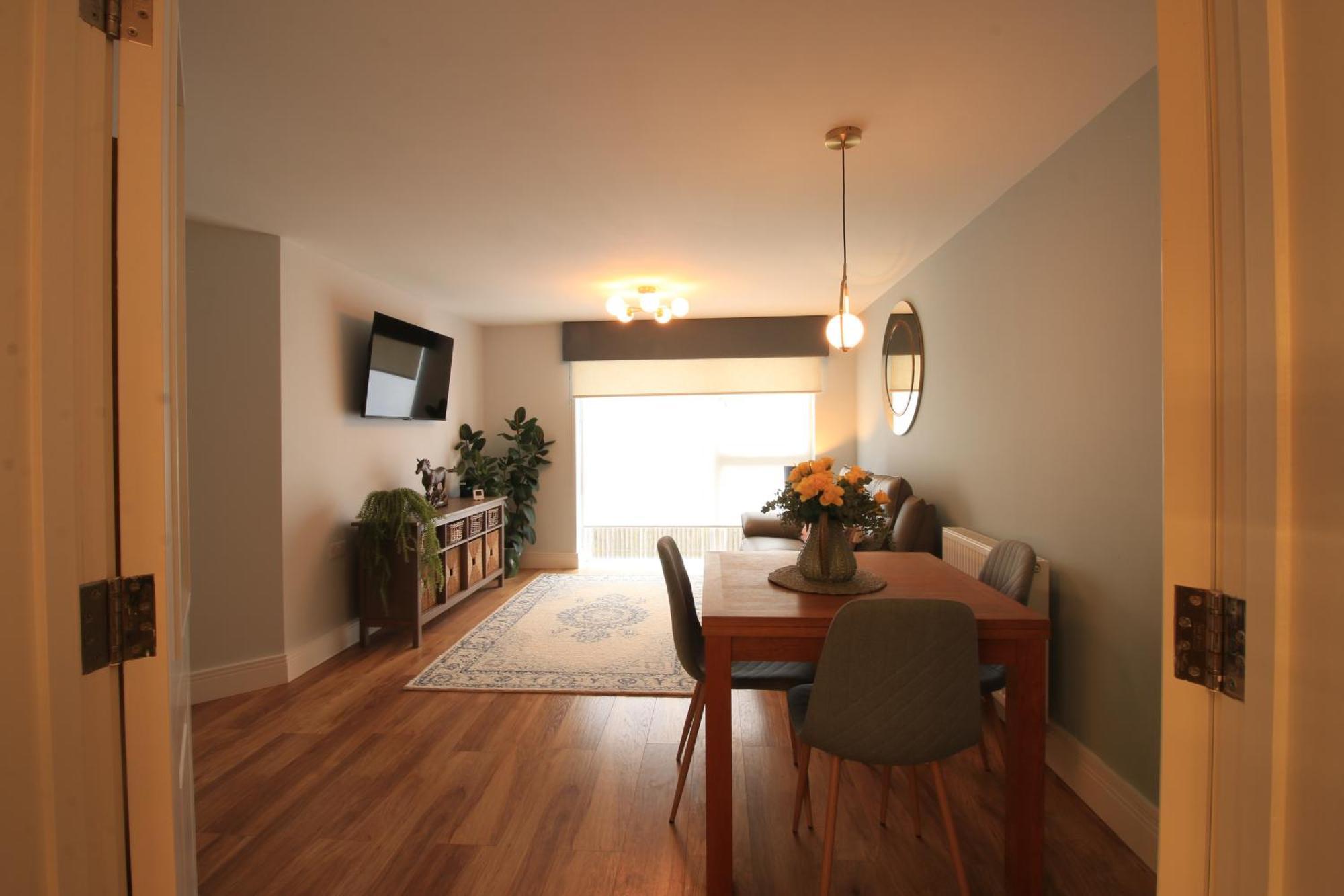 Streamside Apartments Yeovil Exterior foto